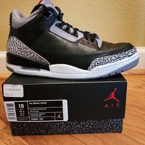 Air Jordan 3 Retro Black Sneakers